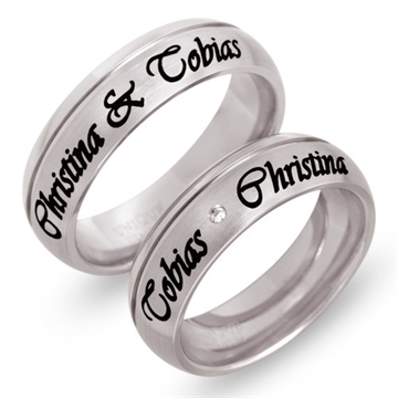 Vielsesringe i Titan med udvendig gravering