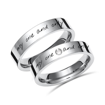 Vielsesringe i Titanium med udvendig gravering