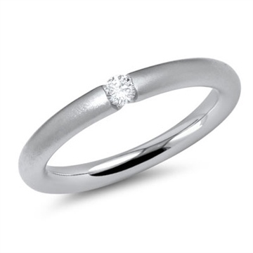 Ring 14 kt. hvidguld m. diamant