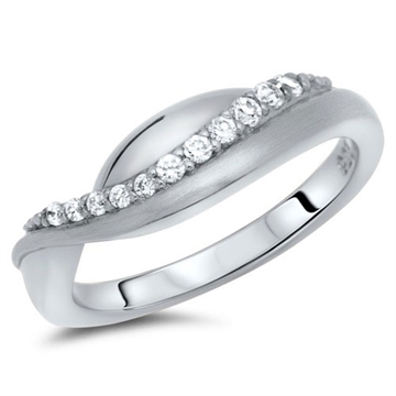 Ring i Sølv m. zirkonia