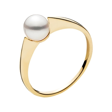 Ring i Guld med perle