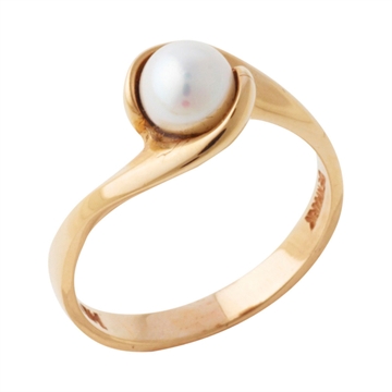 Ring i Guld med perle